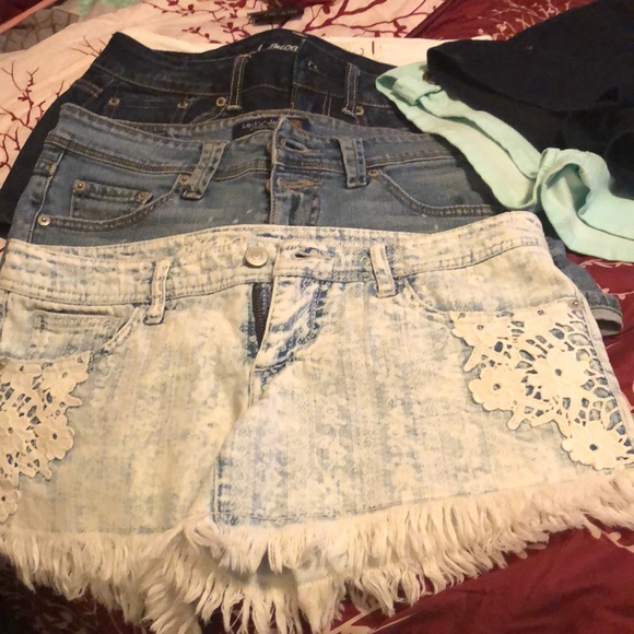 Women’s Shorts Levi,American E ,Hollister Refuge - Picture 6 of 6